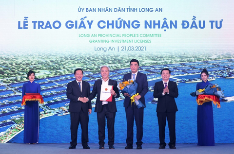 Đề xuất đưa 2 nhà máy nhiệt điện LNG Long An vào danh mục dự án nguồn điện trọng điểm- Ảnh 1. Dự án nhà máy nhiệt điện LNG Long An I và II đã được trao chứng nhận đầu tư từ năm 2021 - Ảnh: VNC