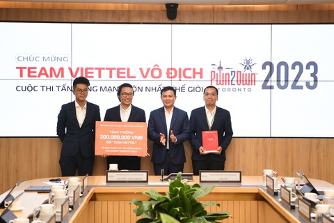 Đội thi Công ty An ninh mạng Viettel (VCS) đã giành ngôi vô địch tại Pwn2Own - cuộc thi tấn công mạng uy tín và lớn nhất thế giới Đội thi Công ty An ninh mạng Viettel (VCS) đã giành ngôi vô địch tại Pwn2Own - cuộc thi tấn công mạng uy tín và lớn nhất thế giới