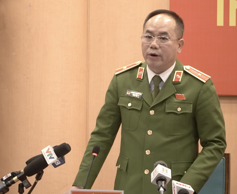 Bắt tạm giam nữ giám đốc Ngân hàng MSB Thanh Xuân vụ khách hàng mất 58 tỉ trong tài khoản- Ảnh 1. Thiếu tướng Nguyễn Thanh Tùng - phó giám đốc Công an TP Hà Nội - Ảnh: PHẠM TUẤN