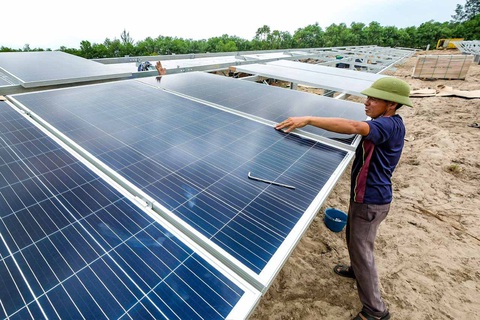 Nhiều “ông lớn” FDI mong muốn được mua trực tiếp nguồn điện sạch để phục vụ sản xuất nhưng vẫn đang chờ cơ chế - Ảnh: Nam Trần Nhiều “ông lớn” FDI mong muốn được mua trực tiếp nguồn điện sạch để phục vụ sản xuất nhưng vẫn đang chờ cơ chế - Ảnh: Nam Trần