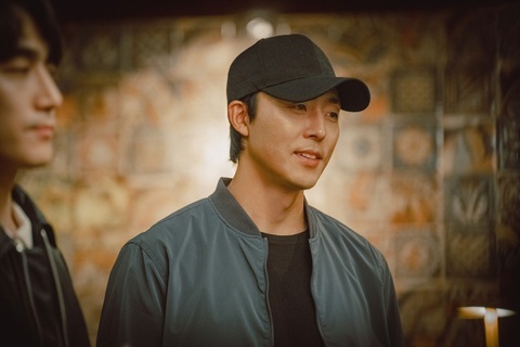 Có gì trong siêu phẩm bí ẩn 'Hide' của 'chị đại' Lee Bo Young?- Ảnh 5. Cha Sung Jae (Lee Moo Saeng) được dự đoán là nhân vật phản diện của phim