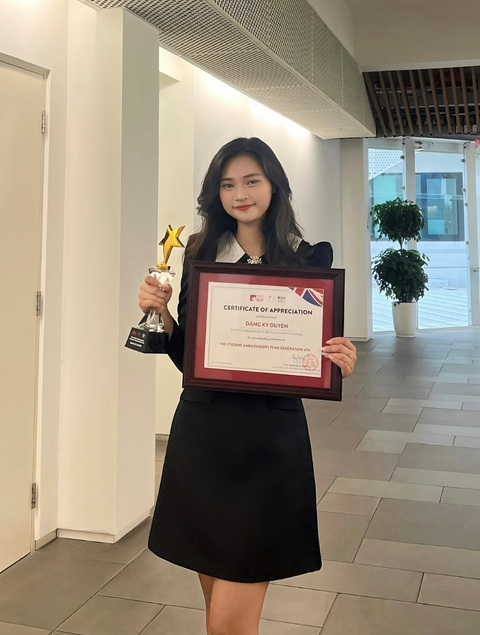 ‘Không phải cứ ngồi im là cơ hội sẽ tới’- Ảnh 3. ‘Không phải cứ ngồi im là cơ hội sẽ tới’- Ảnh 3.