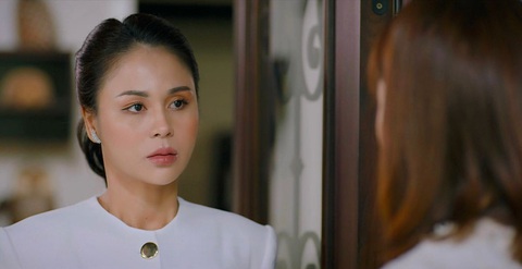 Cảnh 'dằn mặt' sốc nhất phim Việt, diễn xuất của NSND Thu Hà gây sốt- Ảnh 1. An Nhiên (Lương Thu Trang) bị mẹ Ngân Hà vạch trần bộ mặt đố kỵ, ghen tuông