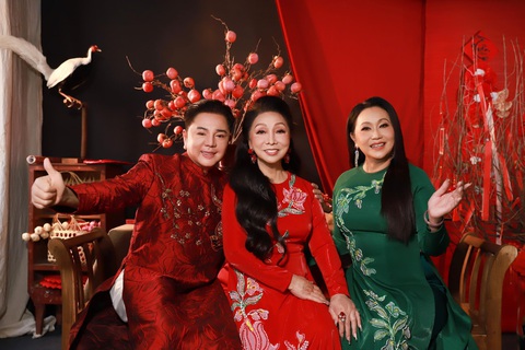 Bộ ba nghệ sĩ đồng hành cùng chương trình Học viện cải lương, từ trái qua: Nghệ sĩ Châu Thanh, Bạch Tuyết và Thanh Hằng - Ảnh: BTC cung cấp Bộ ba nghệ sĩ đồng hành cùng chương trình Học viện cải lương, từ trái qua: nghệ sĩ Châu Thanh, Bạch Tuyết và Thanh Hằng - Ảnh: BTC cung cấp