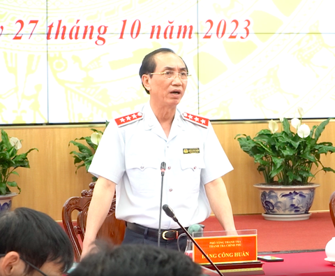 Thanh tra Chính phủ gia hạn thanh tra xây dựng và đất đai tại TP Cần Thơ- Ảnh 1. Ông Đặng Công Huẩn - phó tổng Thanh tra Chính phủ - công bố quyết định thanh tra tại Cần Thơ - Ảnh tư liệu: Thanh tra Chính phủ