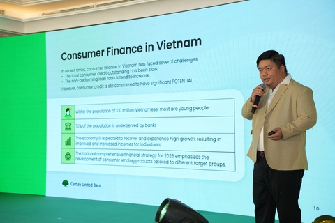 Thị trường cho vay tiêu dùng Việt Nam có thêm ‘tay chơi’ mới- Ảnh 1. Cathay United Bank cho biết Việt Nam có lợi thế là thị trường có dân số trẻ, hơn 100 triệu người, độ tuổi trung bình 30 và ngày càng quen thuộc với việc sử dụng các công cụ thanh toán số - Ảnh: A.H.