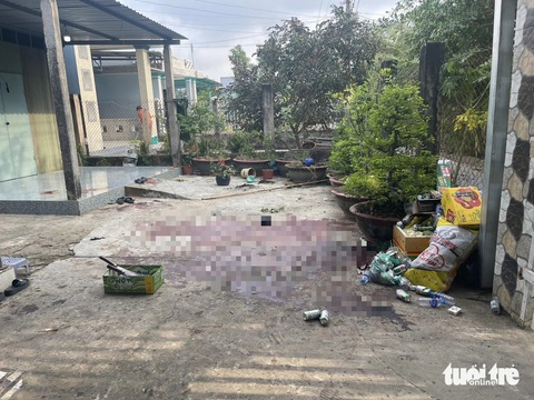 Đánh nhau vì mua bán đất, 1 người chết, 4 người bị thương- Ảnh 1. Hiện trường nơi xảy ra vụ việc - Ảnh: H.T.