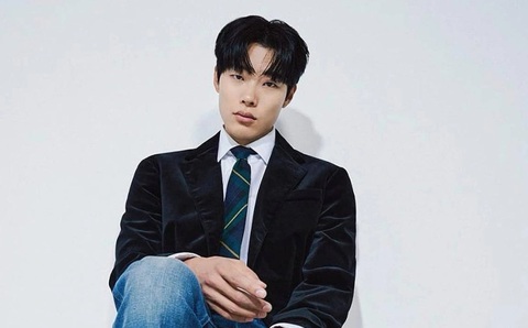 Đến nay, Ryu Jun Yeol chưa lên tiếng về câu chuyện tình cảm của mình - Ảnh: NVCC Đến nay, Ryu Jun Yeol chưa lên tiếng về câu chuyện tình cảm của mình - Ảnh: NVCC