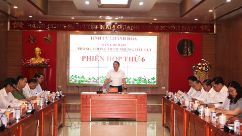 Ông Nguyễn Hải Ninh - bí thư Tỉnh ủy, trưởng Ban chỉ đạo Phòng chống tham nhũng, tiêu cực tỉnh Khánh Hòa - chủ trì phiên họp thứ 6 của ban này - Ảnh: B.K.H.O. Ông Nguyễn Hải Ninh - bí thư Tỉnh ủy, trưởng Ban chỉ đạo phòng chống tham nhũng, tiêu cực tỉnh Khánh Hòa - chủ trì phiên họp - Ảnh: B.K.H.O.