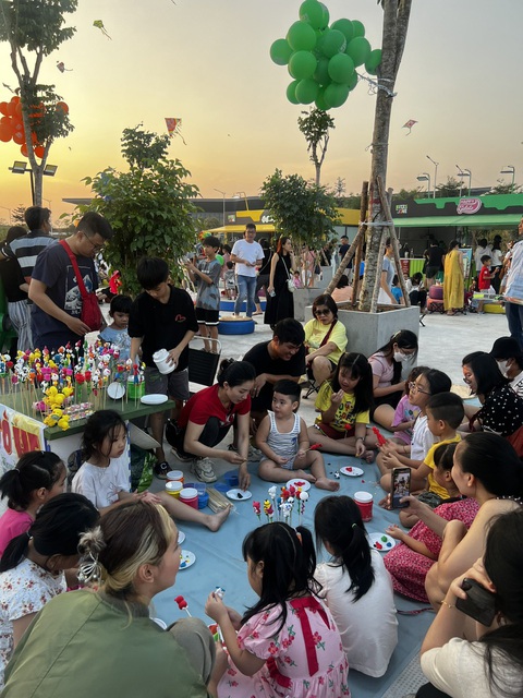 Ngắm hoàng hôn, check-in với đồng cỏ, mặt trời tại Kite Zone- Ảnh 4. Ngắm hoàng hôn, check-in với đồng cỏ, mặt trời tại Kite Zone- Ảnh 4.
