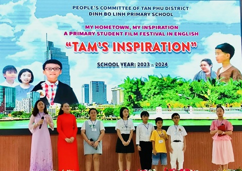 Bất ngờ học sinh tiểu học làm phim bằng tiếng Anh- Ảnh 1. Bất ngờ học sinh tiểu học làm phim bằng tiếng Anh - Ảnh 1.