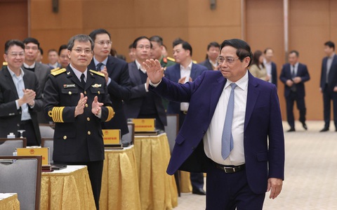 Thủ tướng yêu cầu tái cấu trúc các doanh nghiệp nhà nước để tăng tính chủ động- Ảnh 1. Thủ tướng Phạm Minh Chính tới dự cuộc gặp mặt - Ảnh: VGP