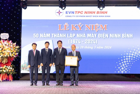 Lễ kỷ niệm 50 năm thành lập Công ty cổ phần Nhiệt điện Ninh Bình- Ảnh 5. Lễ kỷ niệm 50 năm thành lập Công ty cổ phần Nhiệt điện Ninh Bình- Ảnh 5.