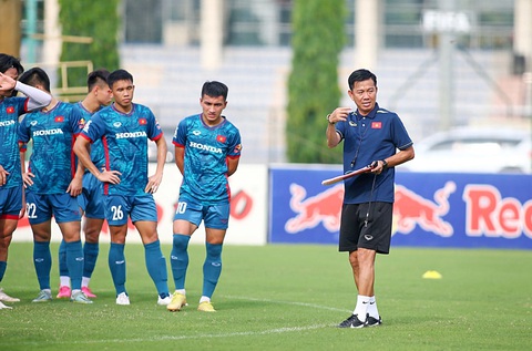 HLV Hoàng Anh Tuấn khi dẫn dắt tuyển U23 Việt Nam - Ảnh: H.TÙNG HLV Hoàng Anh Tuấn khi dẫn dắt tuyển U23 Việt Nam - Ảnh: H.TÙNG