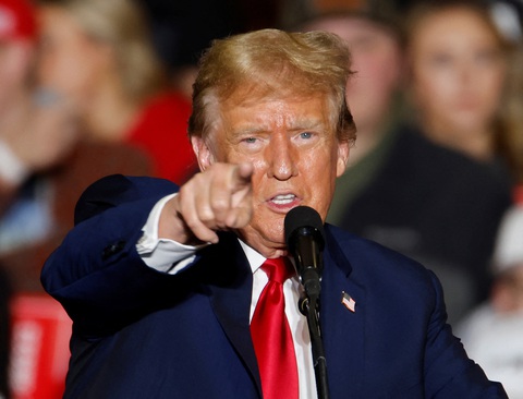 Cựu Tổng thống Mỹ Donald Trump tuyên bố Cựu Tổng thống Mỹ Donald Trump tuyên bố "thắng lớn" sau phán quyết của Tòa án tối cao ngày 4-3 - Ảnh: REUTERS