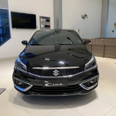 Suzuki Ciaz đại hạ giá tại Thái Lan, xe nhập về Việt Nam có được hưởng lợi?- Ảnh 3. Suzuki Ciaz bản Việt Nam cập nhật lần nhất vào năm 2022 nhưng nhìn chung vẫn khá nghèo nàn trang bị so với các đối thủ cùng phân khúc - Ảnh: AP