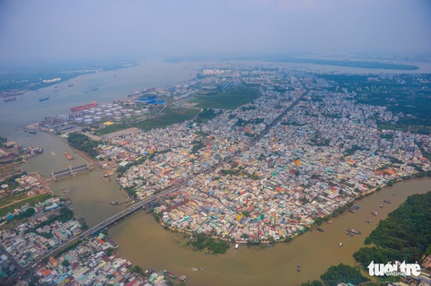 Huyện Nhà Bè, TP.HCM nhìn từ trực thăng - Ảnh: QUANG ĐỊNH Huyện Nhà Bè, TP.HCM nhìn từ trực thăng - Ảnh: QUANG ĐỊNH
