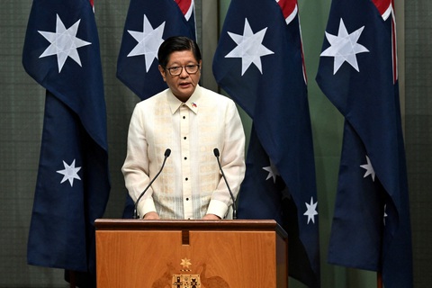 Tổng thống Philippines Ferdinand Marcos Jr phát biểu tại Úc - Ảnh: REUTERS Tổng thống Philippines Ferdinand Marcos Jr phát biểu tại Úc - Ảnh: REUTERS