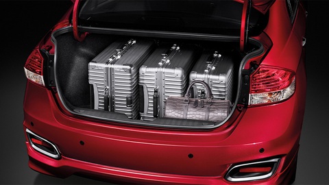 Suzuki Ciaz đại hạ giá tại Thái Lan, xe nhập về Việt Nam có được hưởng lợi?- Ảnh 13. Suzuki Ciaz đại hạ giá tại Thái Lan, xe nhập về Việt Nam có được hưởng lợi?- Ảnh 13.