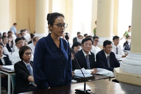 34 bị can trong vụ án Vạn Thịnh Phát giai đoạn 2 là những ai?- Ảnh 2. Bà Trương Huệ Vân trong phiên tòa trước đó - Ảnh: HỮU HẠNH