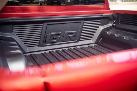 Toyota Hilux hiệu suất cao sắp về Đông Nam Á, khó về Việt Nam- Ảnh 10. Toyota Hilux hiệu suất cao sắp về Đông Nam Á, khó về Việt Nam- Ảnh 10.