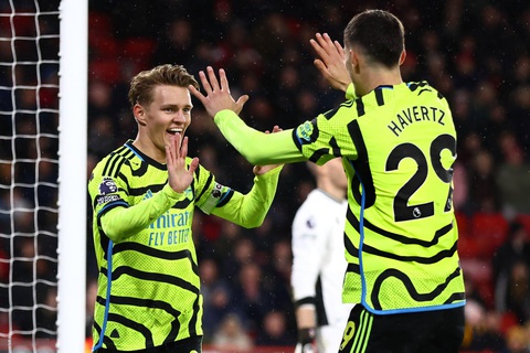 Tin tức thể thao sáng 5-3: Arsenal thắng 6-0; Mbappe có bị đối xử như ở Ligue 1 không?- Ảnh 1. Niềm vui của các cầu thủ Arsenal - Ảnh: GETTY