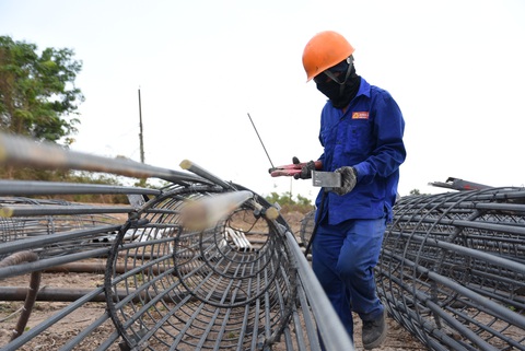 Làm rõ nguyên nhân các dự án trọng điểm ở Đồng Nai chậm tiến độ- Ảnh 2. Dự án thành phần 2 cao tốc Biên Hòa - Vũng Tàu đoạn qua tỉnh Đồng Nai chậm tiến độ do vướng giải phóng mặt bằng - Ảnh: A LỘC