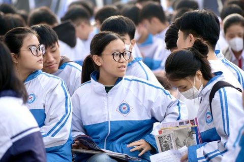 Học viện Công nghệ bưu chính viễn thông mở chương trình thiết kế và phát triển game- Ảnh 1. Học sinh tham dự chương trình tư vấn tuyển sinh - hướng nghiệp năm 2024 do báo Tuổi Trẻ phối hợp với các đơn vị tổ chức - Ảnh: NGUYÊN BẢO