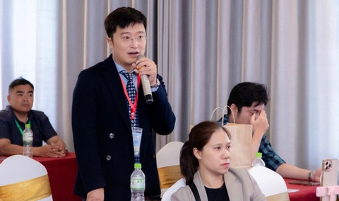 TS.BS. Phạm Đình Nguyên- Phó giám đốc Bệnh viện Nhi Đồng 1 - Chủ tịch LCH Tai Mũi Họng Nhi TP.HCM TS.BS Phạm Đình Nguyên- phó giám đốc Bệnh viện Nhi Đồng 1 - Chủ tịch Liên chi hội Tai Mũi Họng Nhi TP.HCM