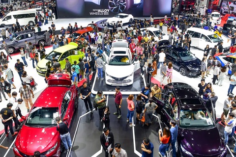 Bangkok Motor Show từ triển lãm ao làng đến biển lớn- Ảnh 1. Triển lãm ô tô quốc tế Bangkok (Bangkok International Motor Show) trở thành cổng kết nối giữa các hãng xe và người tiêu dùng - Ảnh: Autoindustriya