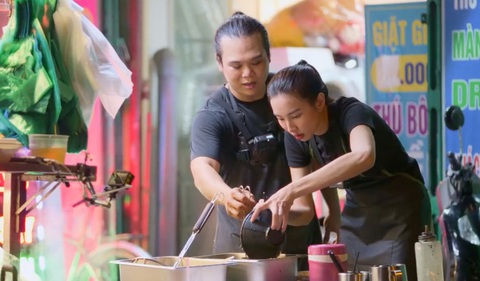 'Hoa hậu nhiều nghề nhất Vbiz' Thùy Tiên trở lại với Đu đêm 2- Ảnh 2. Thùy Tiên tham gia thử sức ở nhiều công việc khác nhau