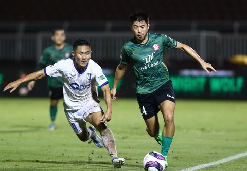 Lee Nguyễn, cơ duyên với bóng đá nữ ở Mỹ- Ảnh 2. Lee Nguyễn để ngỏ cơ hội dẫn dắt các đội bóng nam - Ảnh: QUANG THỊNH