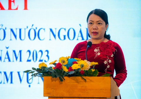 Chủ nhiệm UBVNVNONN TP.HCM Vũ Thị Huỳnh Mai phát biểu tại hội nghị - Ảnh: NGỌC ĐỨC Chủ nhiệm Ủy ban về người Việt Nam ở nước ngoài TP.HCM Vũ Thị Huỳnh Mai phát biểu tại hội nghị - Ảnh: NGỌC ĐỨC