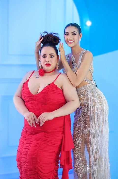 Người đẹp ngoại cỡ, nặng 140kg đi thi Miss Universe Cambodia- Ảnh 3. Công chúng Campuchia yêu mến hình ảnh Pancake Vann đã xây dựng, nhưng phần lớn không ủng hộ quyết định dự thi Miss Universe của cô