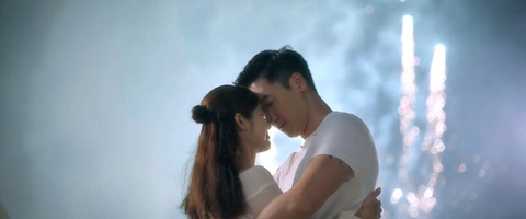 Khôi Trần lý giải mối quan hệ 'bỏ ngỏ' với Quỳnh Kool trong Chúng ta của 8 năm sau- Ảnh 1. Chúng ta của 8 năm sau kết thúc với màn cầu hôn của cặp đôi chính