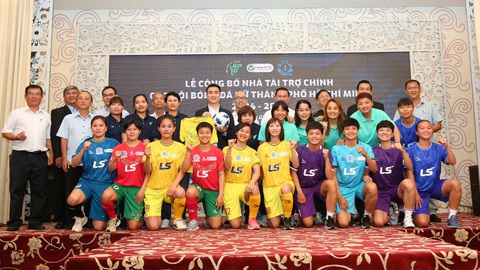 CLB nữ TP.HCM có tiền tỉ tài trợ, mời Huỳnh Như trở về thi đấu- Ảnh 2. CLB nữ TP.HCM hướng đến chuyên nghiệp với gói tài trợ trị giá 15 tỉ đồng - Ảnh: HOÀNG TUẤN