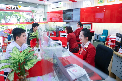 Ngân hàng góp sức cùng kỷ lục của gạo Việt- Ảnh 3. Từ tháng 3 này, HDBank bắt đầu những đợt giải ngân mới với gần 5.000 tỉ đồng cho Tập đoàn Lộc Trời- Tập đoàn dịch vụ nông nghiệp hàng đầu Việt Nam - Ảnh: HDB