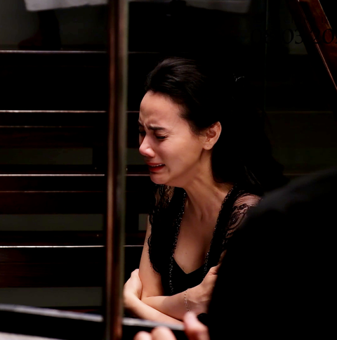 'Quý cô thừa kế 2' ngập drama và những cú 'twist' bật ngửa- Ảnh 4. Trang Nhung thể hiện hình ảnh phụ nữ cam chịu, hy sinh nhưng vẫn khó níu giữ gia đình