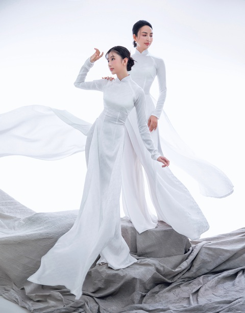 Chiko Ngọc Nam Phương sinh năm 2010, hiện học một trường quốc tế tại TP HCM. Mới 14 tuổi nhưng Chiko đã cao 1m70. Cách đây vài tháng bé chỉ mới 1m68. Chiko sinh năm 2010, hiện học tại một trường quốc tế tại TP.HCM. Mới 14 tuổi nhưng Chiko đã cao 1m70. Cách đây vài tháng bé chỉ mới 1m68.