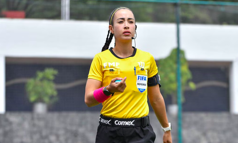 Tin tức thể thao sáng 9-3: Barca lên nhì bảng- Ảnh 3. Nữ trọng tài Katia Itzel sẽ bắt chính trận đấu giữa Pachuca và Queretaro ở vòng 11 Giải vô địch quốc gia Mexico cuối tuần nảy - Ảnh: REUTERS