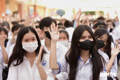 Sáng nay tư vấn tuyển sinh tại Tiền Giang, Hải Dương- Ảnh 3. Học sinh hào hứng tham dự chương trình tại Đại học Tiền Giang sáng 9-3 - Ảnh: DUYÊN PHAN