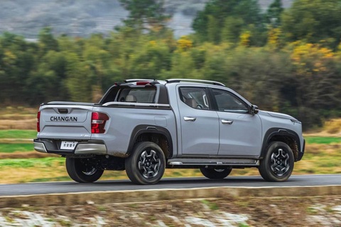 Bán tải điện tầm xa đầu tiên trên thế giới: Đi hơn 1.000km mới cần sạc- Ảnh 20. Bán tải điện tầm xa đầu tiên trên thế giới: Đi hơn 1.000km mới cần sạc- Ảnh 20.