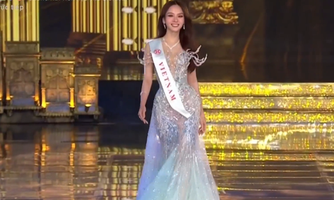 Mai Phương không thể nhảy See tình trong chung kết Miss World- Ảnh 3. Đại diện Việt Nam tự tin sải bước trong phần trình diện trang phục dạ hội