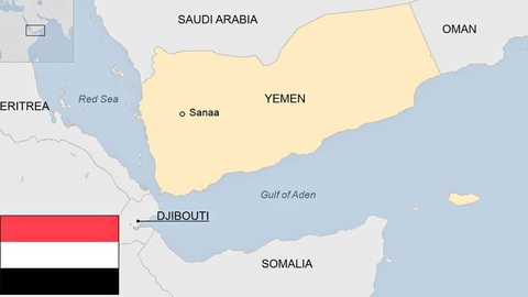 Các chuyên gia hàng hải theo sát Behshad - con tàu bí ẩn của Iran- Ảnh 2. Vị trí Biển Đỏ (Red Sea), vịnh Aden (Gulf of Aden), và các nước trong khu vực. Trong ảnh là cờ của Yemen - Ảnh: BBC