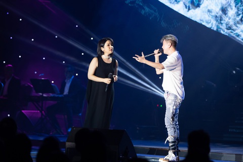 Mỹ Linh và Đàm Vĩnh Hưng tập luyện chuẩn bị cho live show - Ảnh: NVCC Mỹ Linh và Đàm Vĩnh Hưng tập luyện chuẩn bị cho live show - Ảnh: NVCC