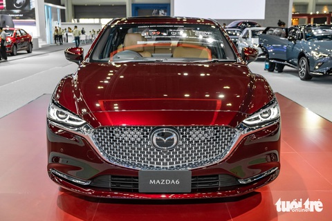 Mazda6 bản đặc biệt đắt ngang Mercedes-Benz C-Class- Ảnh 2. Vóc dáng tổng thể vẫn tương tự