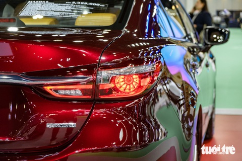 Mazda6 bản đặc biệt đắt ngang Mercedes-Benz C-Class- Ảnh 13. Mazda6 bản đặc biệt đắt ngang Mercedes-Benz C-Class- Ảnh 13.