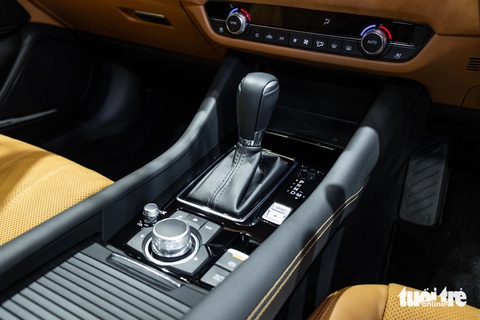 Mazda6 bản đặc biệt đắt ngang Mercedes-Benz C-Class- Ảnh 17. Mazda6 bản đặc biệt đắt ngang Mercedes-Benz C-Class- Ảnh 17.