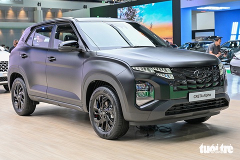 Chi tiết Hyundai Creta Alpha, bản đặc biệt dành cho người khác số đông- Ảnh 1. So với các phiên bản thường, Hyundai Creta Alpha sở hữu vẻ ngoài thể thao và nổi bật hơn.
