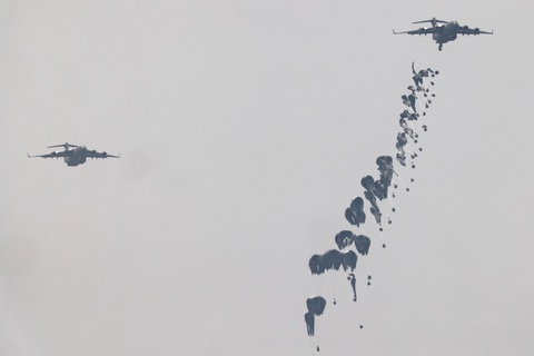 Tin tức thế giới 1-4: Nga đòi Ukraine giao nộp lãnh đạo tình báo; Israel diệt chỉ huy Hezbollah- Ảnh 3. Tin tức thế giới 1-4: Nga đòi Ukraine giao nộp lãnh đạo tình báo; Israel diệt chỉ huy Hezbollah- Ảnh 3.